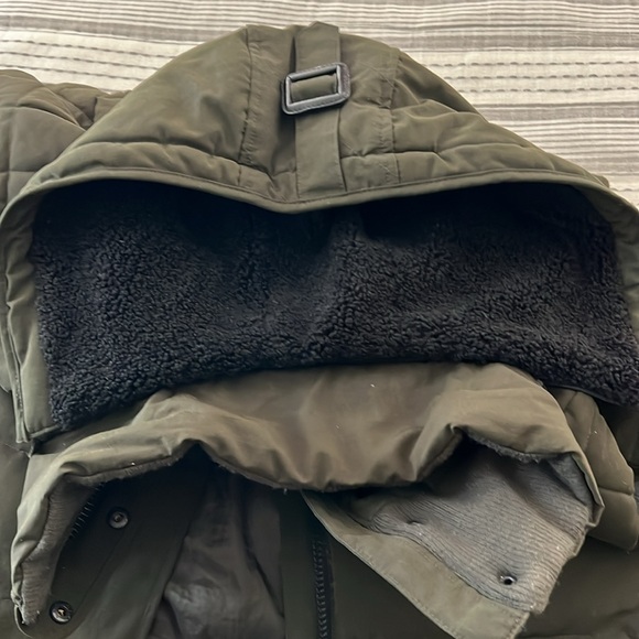 Quilted Coat - Picture 7 of 8